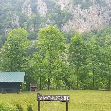 Kamp Na Uni *
