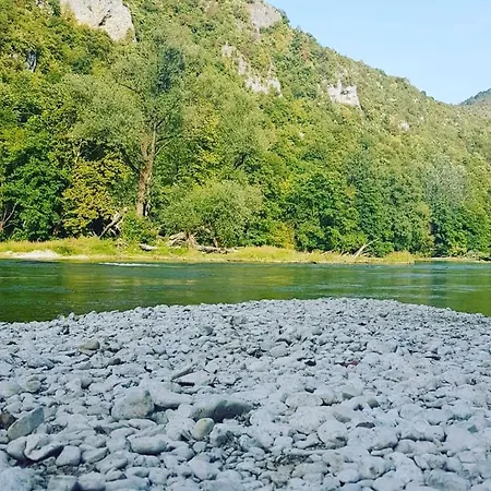 Kamp Na Uni Kamp alanı *