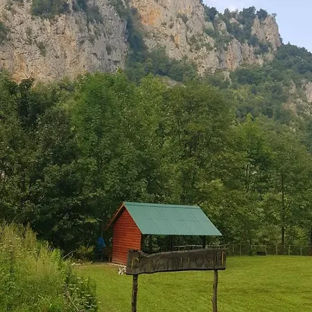 Kamp Na Uni Bihać